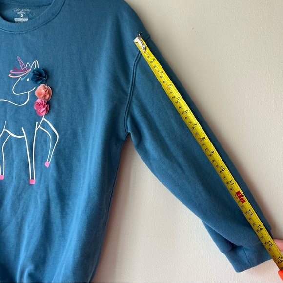 🌼 5/$25 365 Kids Girls Unicorn Sweatshirt Size 10 | Blue Pullover Crewneck - Picture 4 of 7